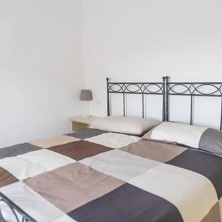 Tornolo, 5 Stelle - Alloggio Elegante Hébergement de vacances *